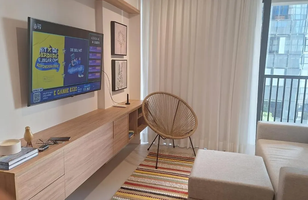 Skylux 906 - Studio-1